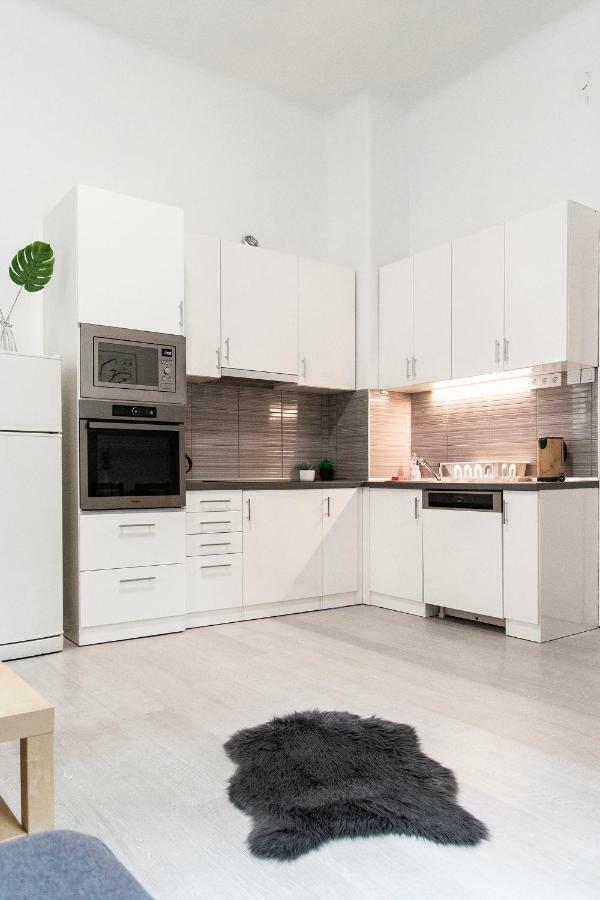 Dora Apartment Near Buda Castle With Parking! Budapest Exterior photo