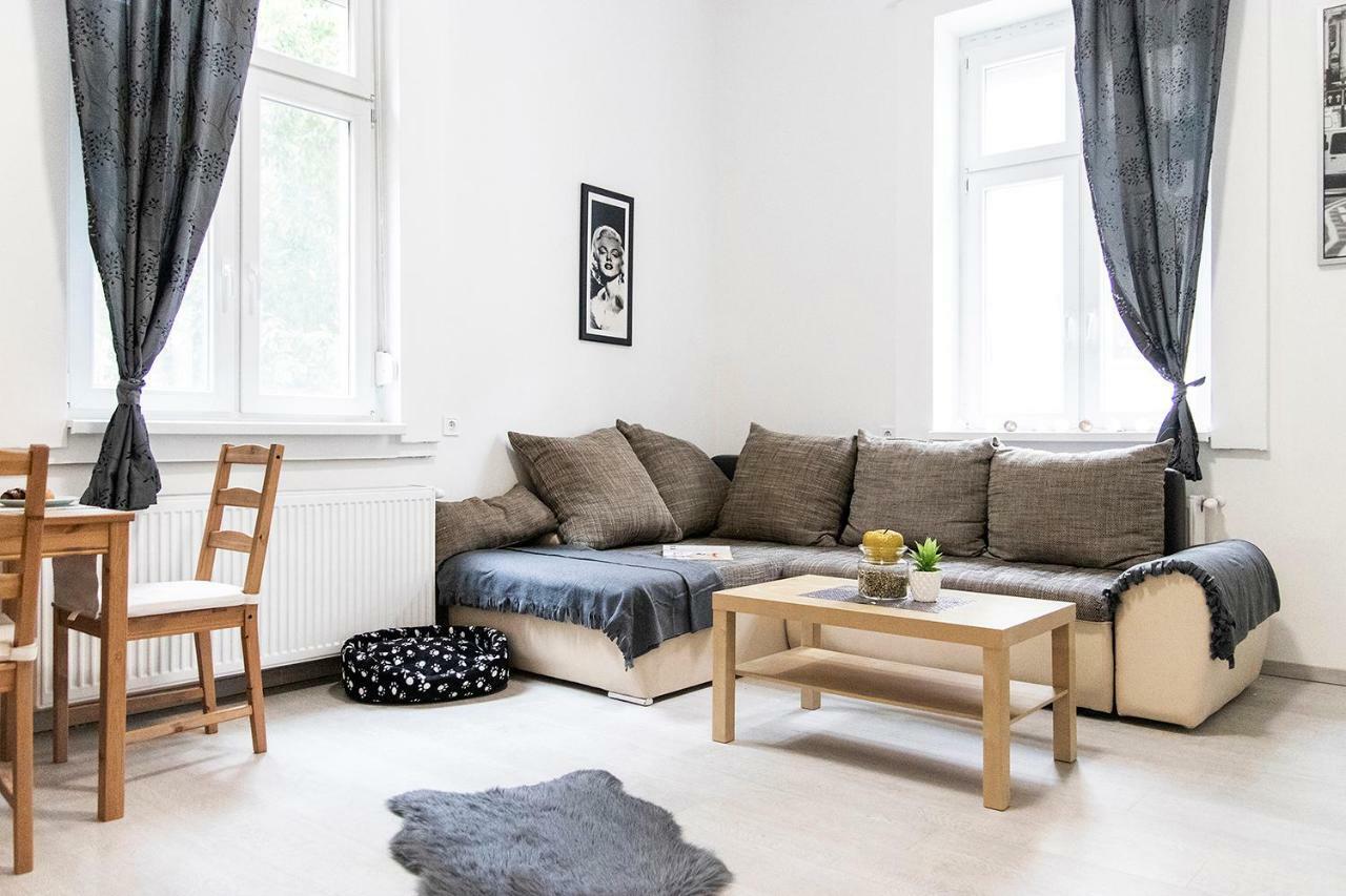 Dora Apartment Near Buda Castle With Parking! Budapest Exterior photo