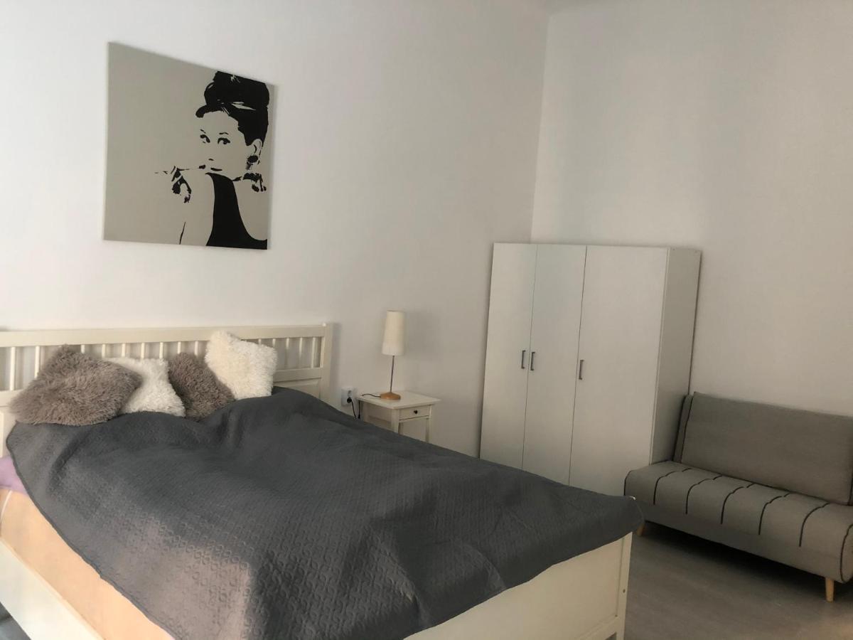 Dora Apartment Near Buda Castle With Parking! Budapest Exterior photo
